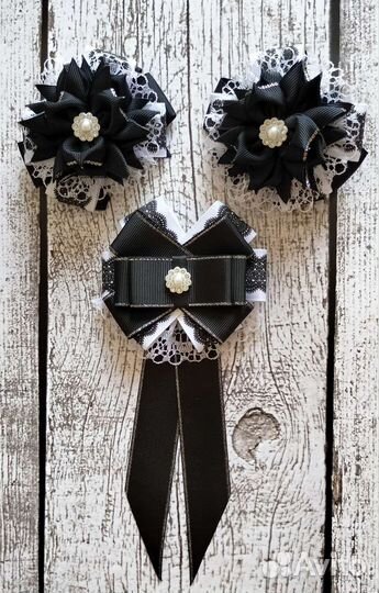 Комплект (галстук+бантики для волос)