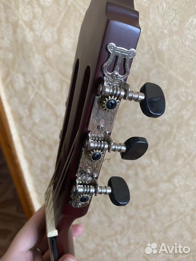 Классическая гитара