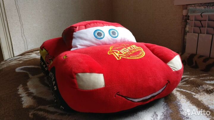 Мягкая игрушка подушка Молния mcqueen