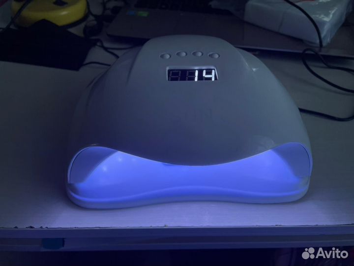 Ультрафиолетовая лампа