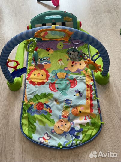 Развивающий коврик с пианино