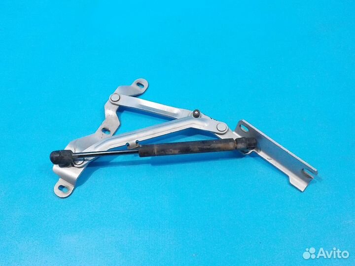 Петля крышки багажника правая lifan Breez 2007-201