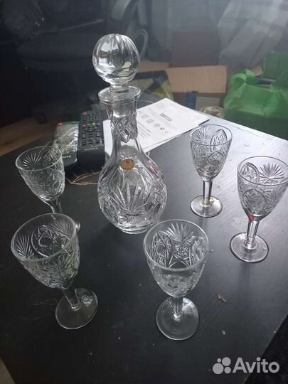 Поднос. штофф СССР и 5 рюмок