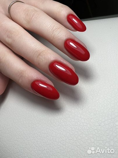 Маникюр с покрытием гель-лаком