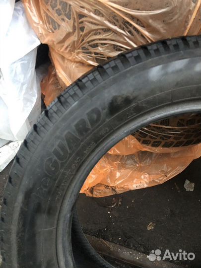 Yokohama Ice Guard Stud IG55 215/60 R17 96Q