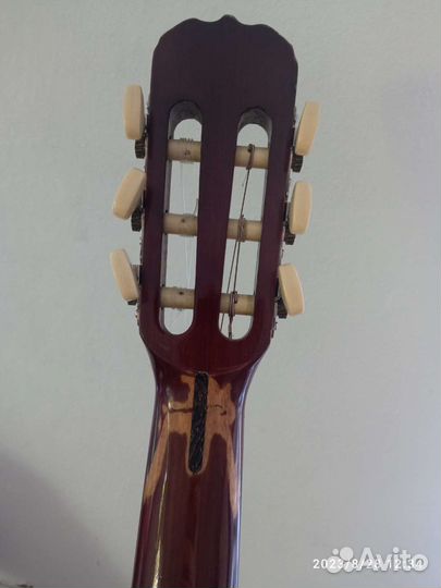 Акустическая гитара бу