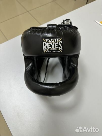 Шлем боксерский Cleto reyes