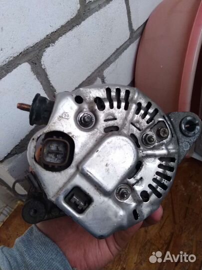 Генератор на vitz 2008 года