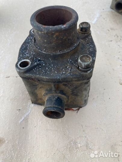 Корпус термостата Маз ямз 238