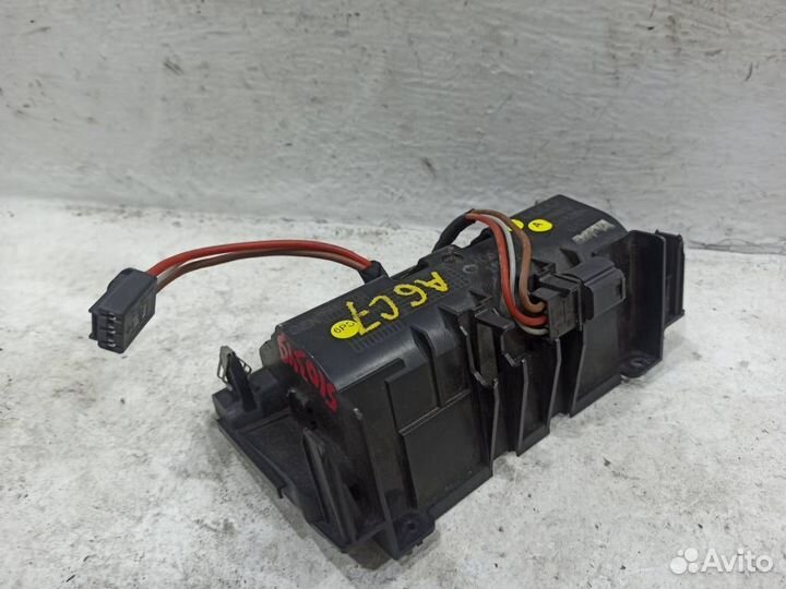 Розетка салона 4G09195656PS Ауди