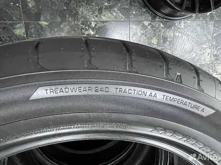 Yokohama Advan Sport V107 235/55 R19 105Y