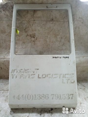 Дверь левая Renault Magnum