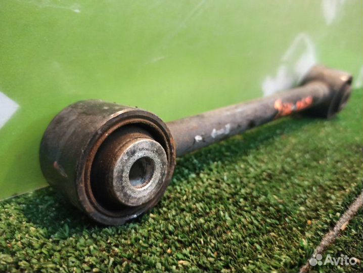 Рычаг подвески задний правый Honda Accord 9