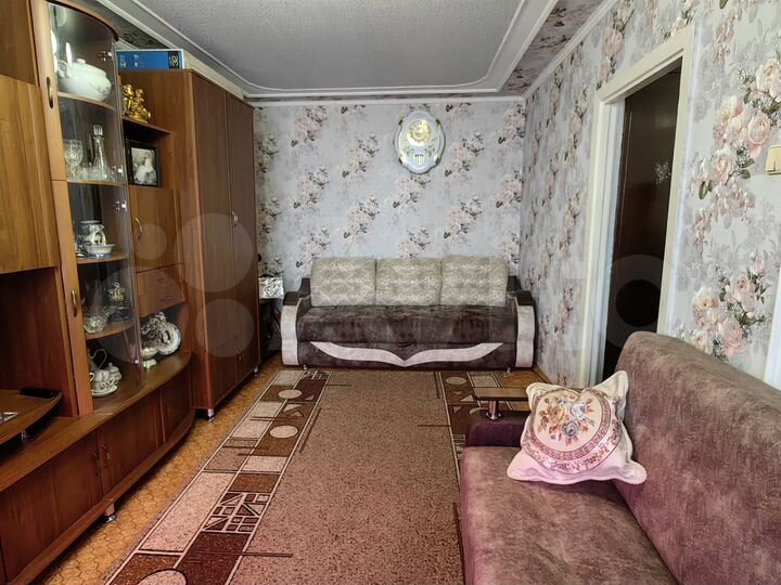 2-к. квартира, 43 м², 4/9 эт.