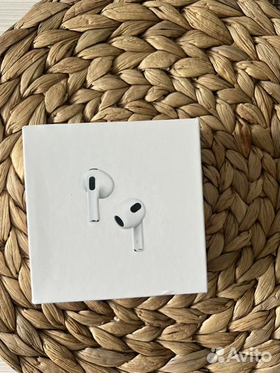 Беспроводные наушники apple airpods
