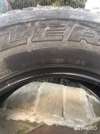 Bridgestone Dueler H/L 265/65 R17
