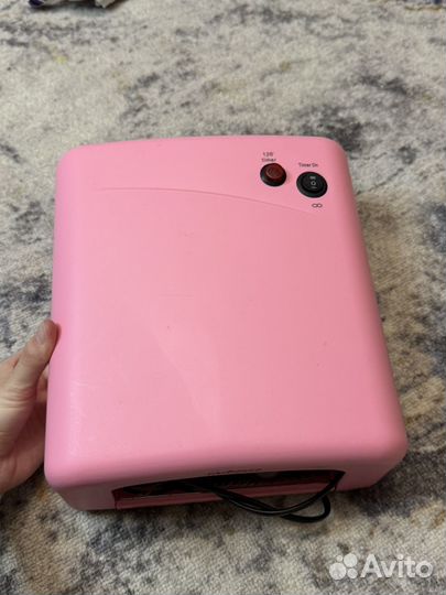 Лампа для сушки ногтей