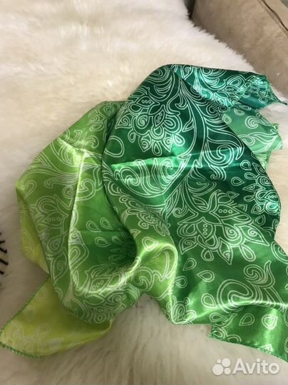 Женские платки, шарфы