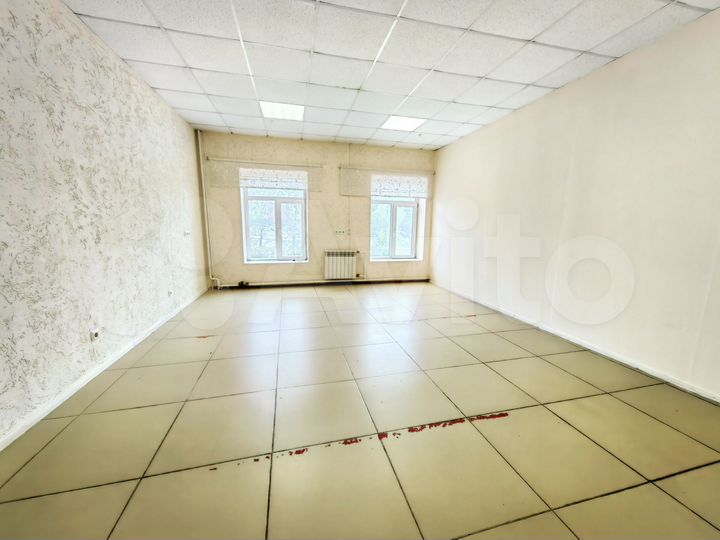 Светлый офис на Яковлева, 27 м²