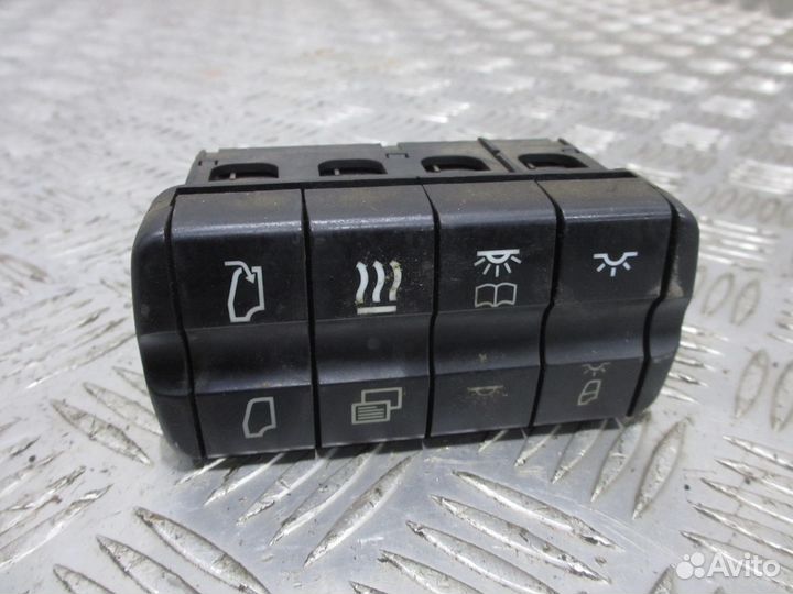 Блок кнопок Mercedes-Benz A9435400146