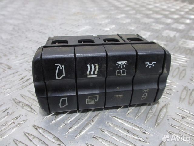 Блок кнопок Mercedes-Benz A9435400146