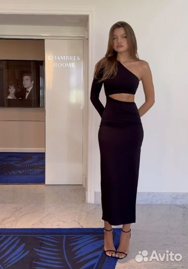 Платье вечернее