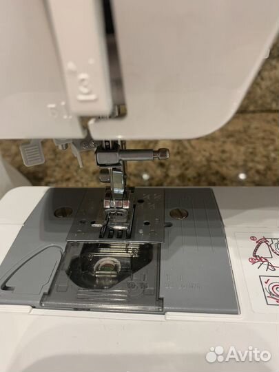 Швейная машина Brother