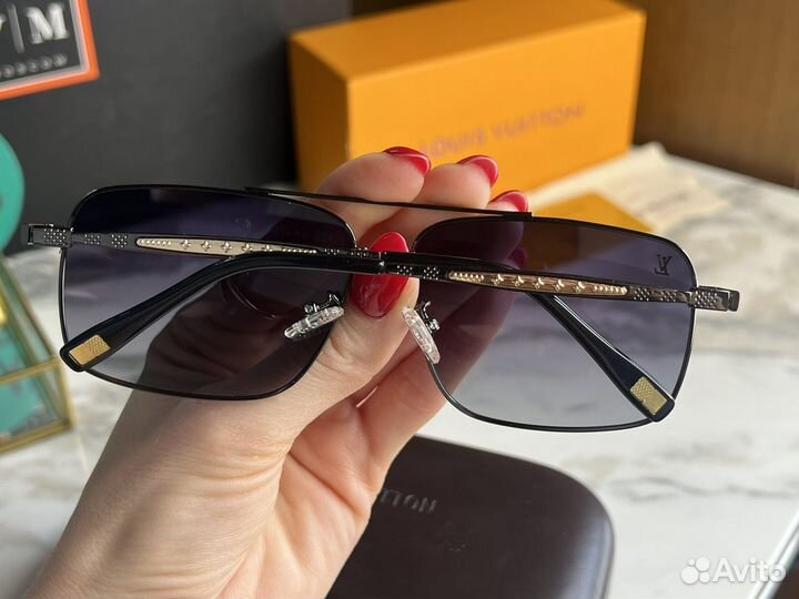 Солнцезащитные очки мужские Louis Vuitton