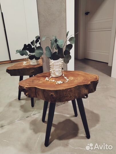 Декоративный столик