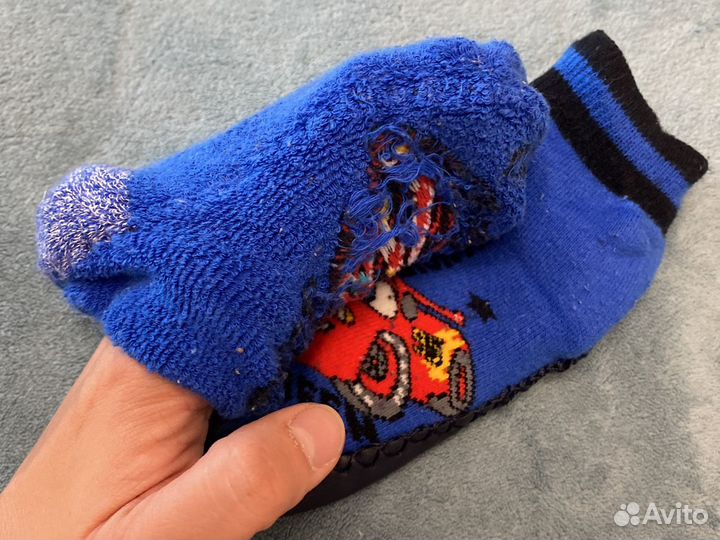 Носки чешки с подошвой из кожи