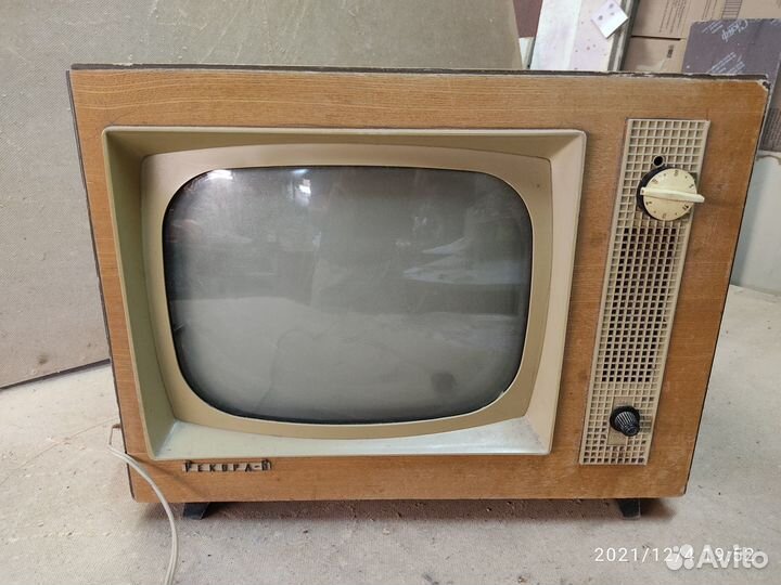 Телевизор 