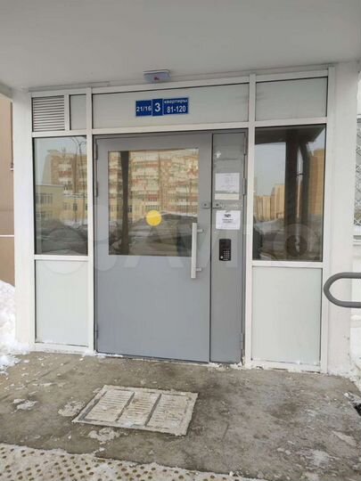 3-к. квартира, 72,8 м², 1/10 эт.