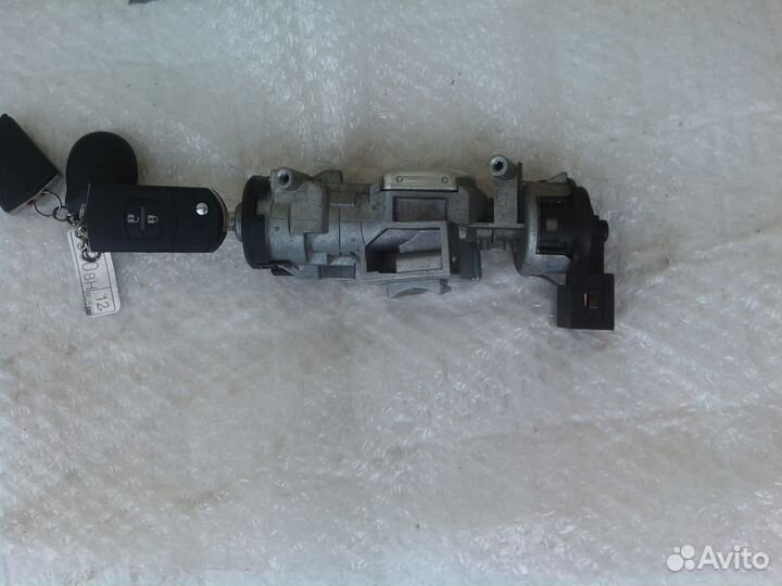 Мазда 3 (вк) 2006-замок зажигания