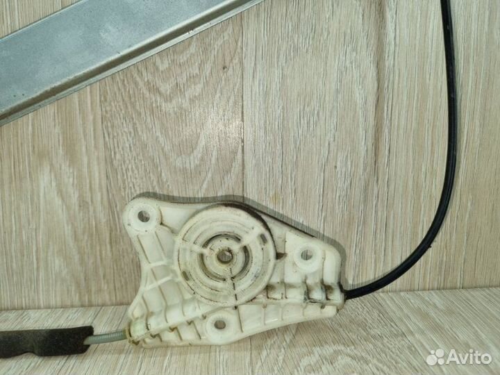 Стеклоподъемный механизм передний левый Hyundai