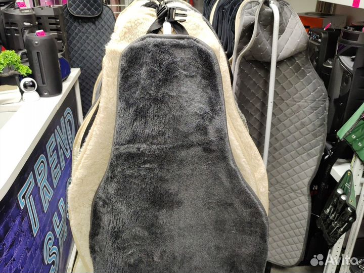 Меховые накидки из шерсти серые