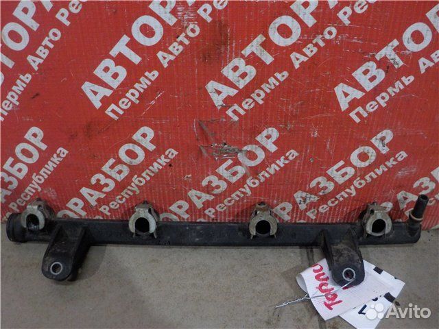 Топливная рампа Renault Clio 2 LB03 K7J700 2006