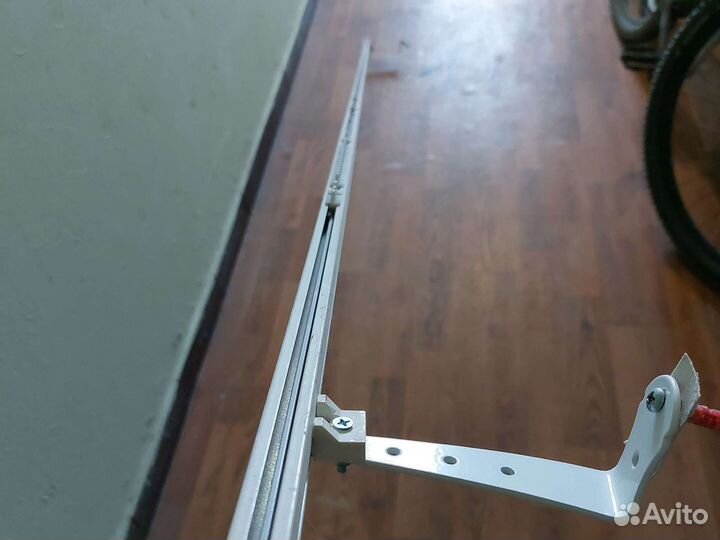 Карнизы для штор бу