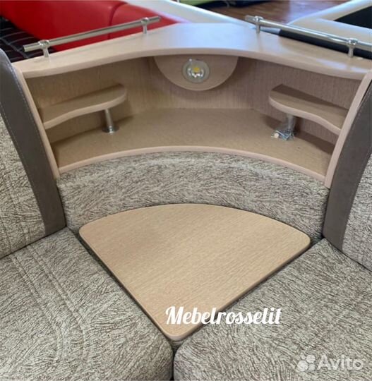 Кухонный угловой диван с подсветкой