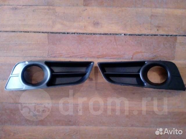 Оправа Туманки Toyota runx/Allex/Corolla hbk04-07г