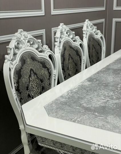 Столы и стулья новые