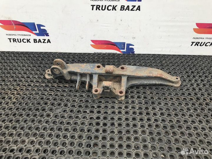 Кронштейн пневморессоры задний левый