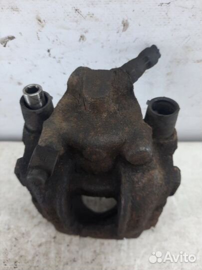 Суппорт тормозной задний левый Bmw X3 внедорожник