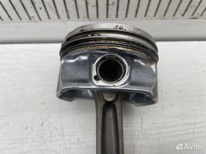 Поршень с шатуном Volvo Xc60 I B6304T2 2010