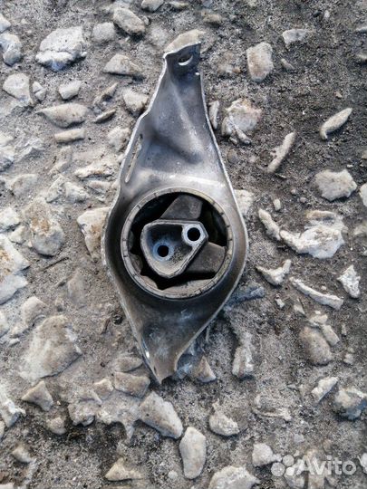 Подушка двигателя granta kalina