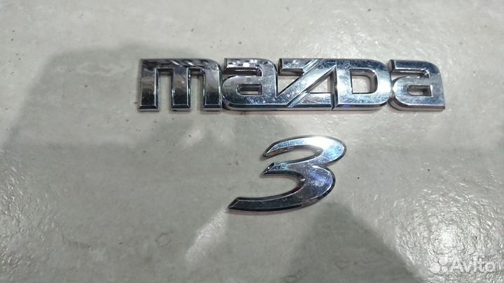 Логотип Mazda 3