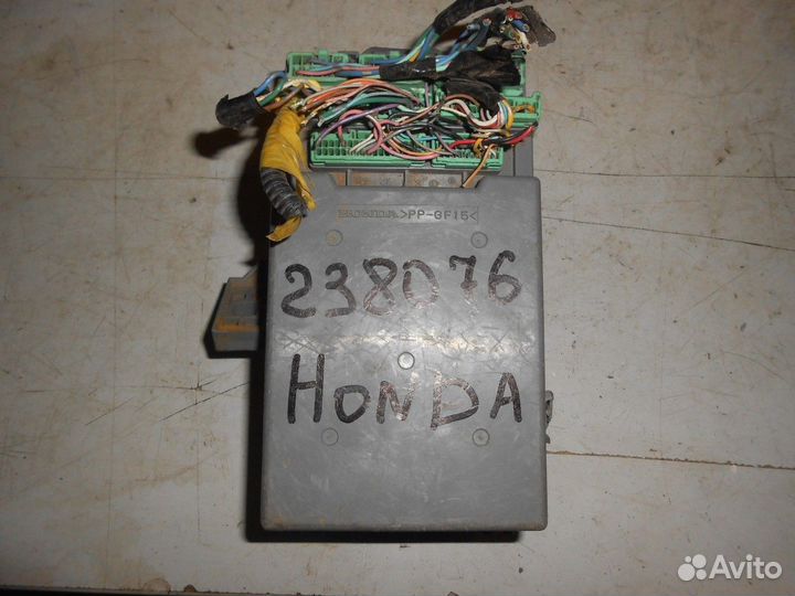 Блок предохранителей (Honda Civic)