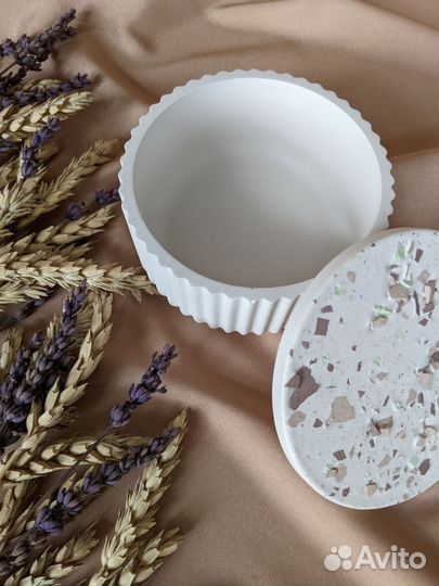 Шкатулка для украшений