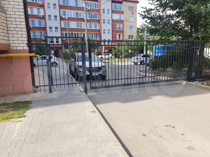 3-к. квартира, 106,9 м², 1/5 эт.