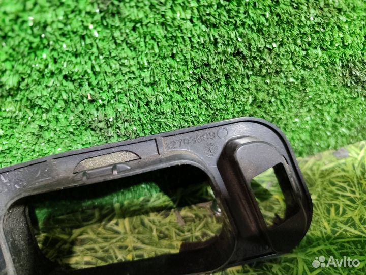 Воздуховод печки Renault T-Series 2014 82703899