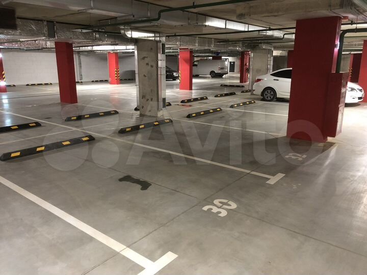 Машиноместо, 14 м²